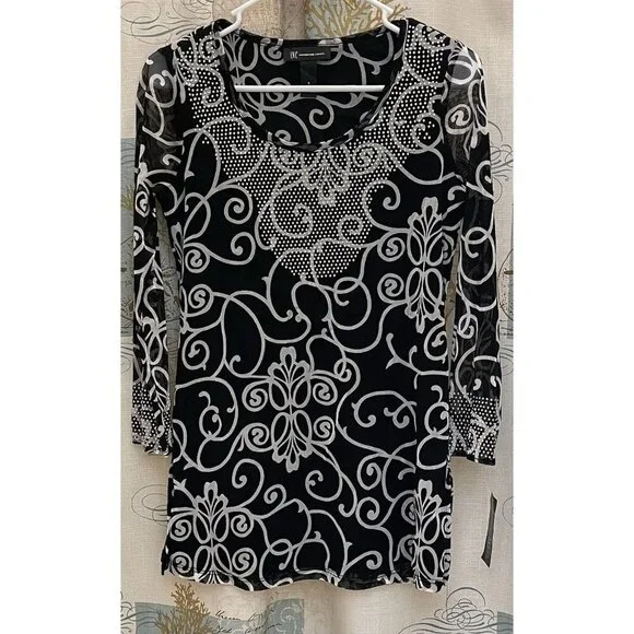 I.N.C Blush Garden Rhinestone Black White Business Macys Pullover Business Sm - Picture 1 of 12